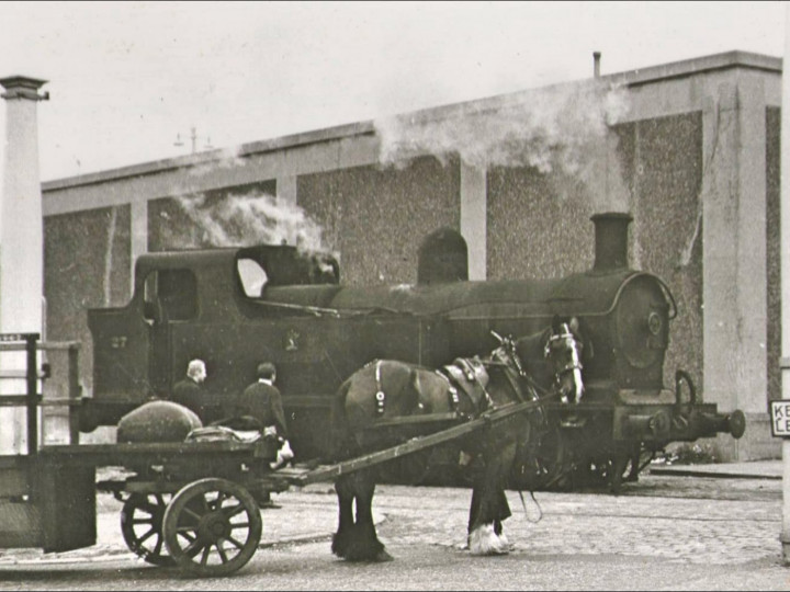 1969: No.27 at the Dock gates, corner of Whitla Street and Garmoyle Streets in front of the old electricity sub station. (Northern Ireland Historical Photographical Society)