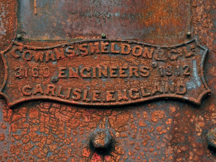 7/11/2012: Small maker's plate on Steam Crane 2. (C.P. Friel)