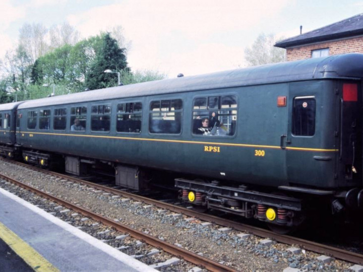 7/5/2010: 300 at Gorey on the 'South Wexford' diesel railtour. (N. Knowlden)