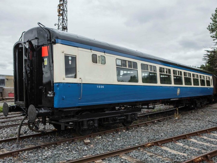 3/8/2016: The freshly painted 1506 at Inchicore. (S.Comiskey)