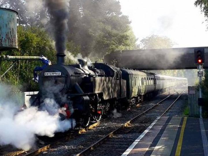 23/9/2018: No.4 on a 'Steam Enterprise', taking water at Lisburn. (I. Stewart)