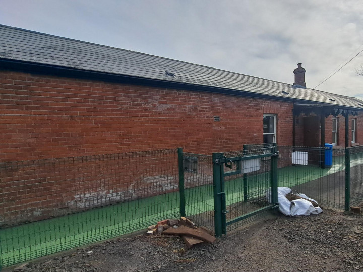 25/4/2026: The Stables viewed from the Larne end.