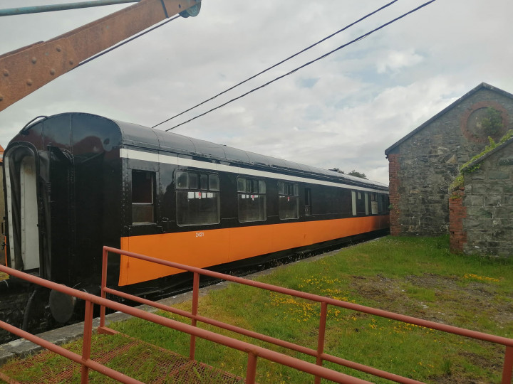 21/5/2023: In newly-applied black & tan livery at the Connemara Railway in Maam Cross.