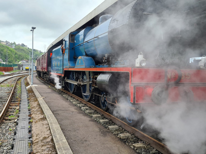 8/5/2023: No.85 at Cork locomotive depot while on a return Steam Dreams working from Killarney. (T. Ryan)