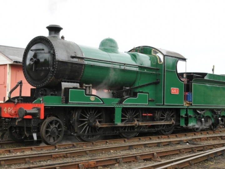 8/9/2011: No.461 freshly repainted into CIÉ green livery. (J.J. Friel)