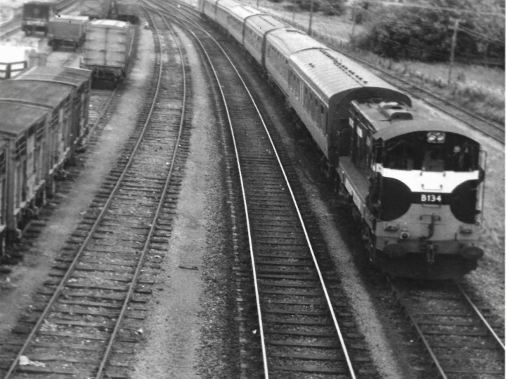 1969: B134 Leaving Limerick Junction with a train to Cork. (CIE)