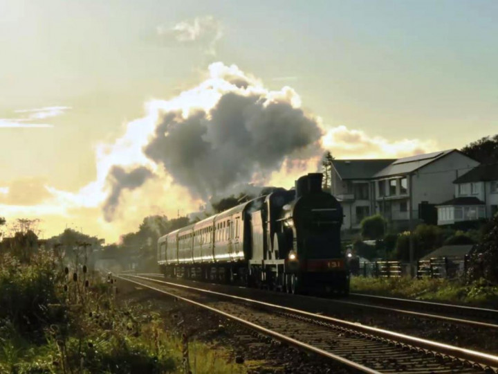 2/10/2021: First post-lockdown mainline turn, a test train just past Downshire on the return from Carrickfergus. (C.P. Friel)