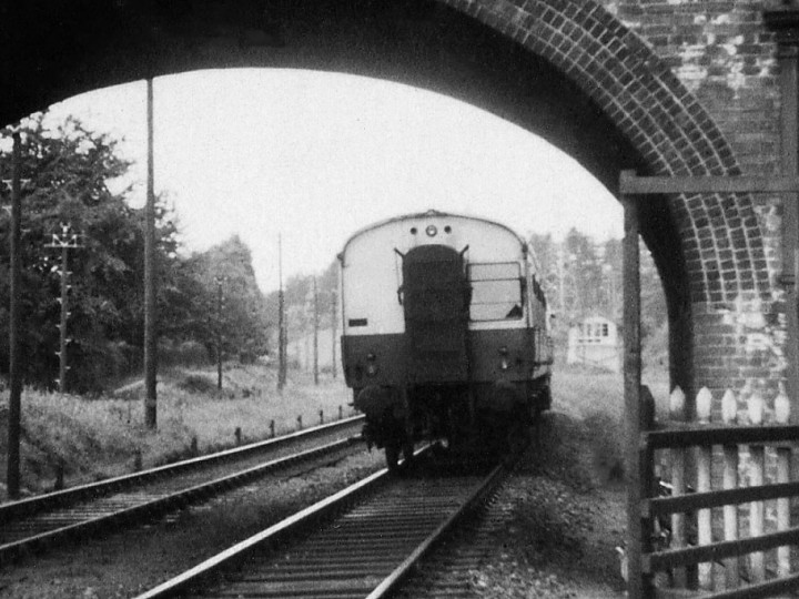 10/6/1957: AEC Driving Trailer 9.55am Aldergrove - Belfast 'Doodlebug' at Finaghy. (T. McDevitte)