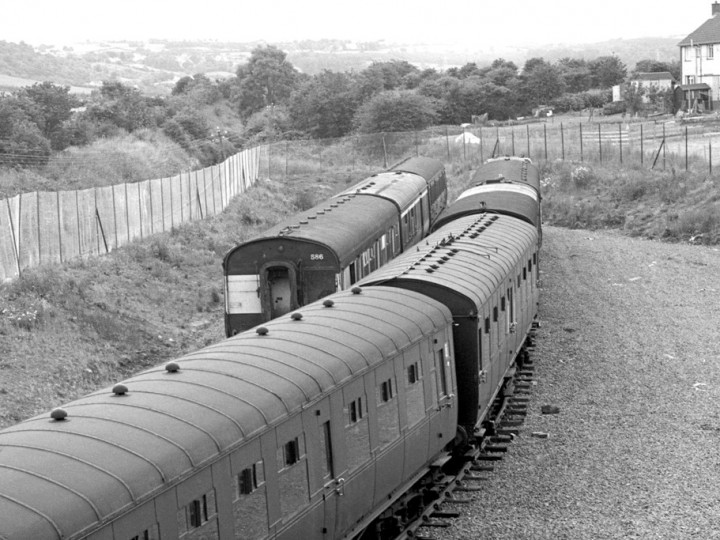July 1977: New carriage sidings at Whitehead, with N586 next the Larne line. (C.P. Friel)