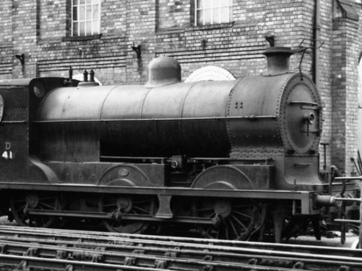 The full-size No.202 in 1956 alongside the Fitting Shop at Dundalk, having been renumbered 41. (P. Mallon Collection)