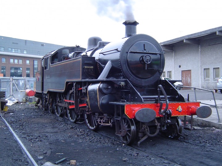 8/5/2004: No.4 at Dublin Connolly for the 'Slieve Kimalta' railtour.