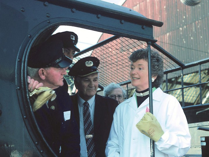 16/4/1991: No.461 and her footplate crew are introduced to President Mary Robinson at Dublin's Pearse station on the occasion of the locomotive's official launch. (C.P. Friel)