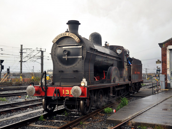 1/4/2023: The locomotive moving from the headshunt into the shed yard at Connolly, having worked the 'Phoenix' train from Dundalk. (D. Carse)